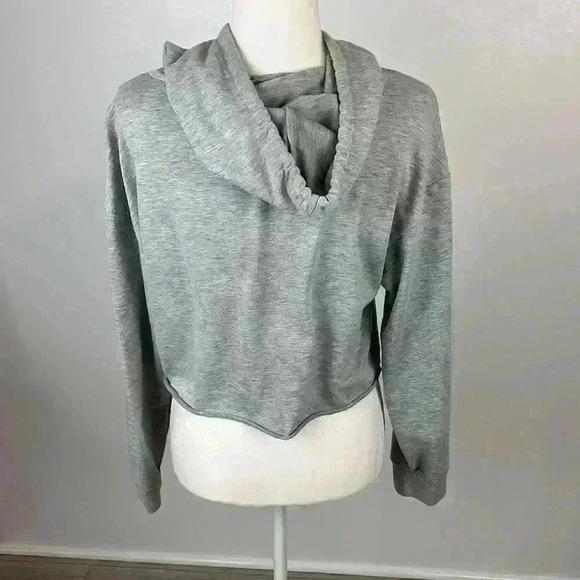 SHEIN Light Grey Cropped Hoodie Size M - Picture 4 of 9